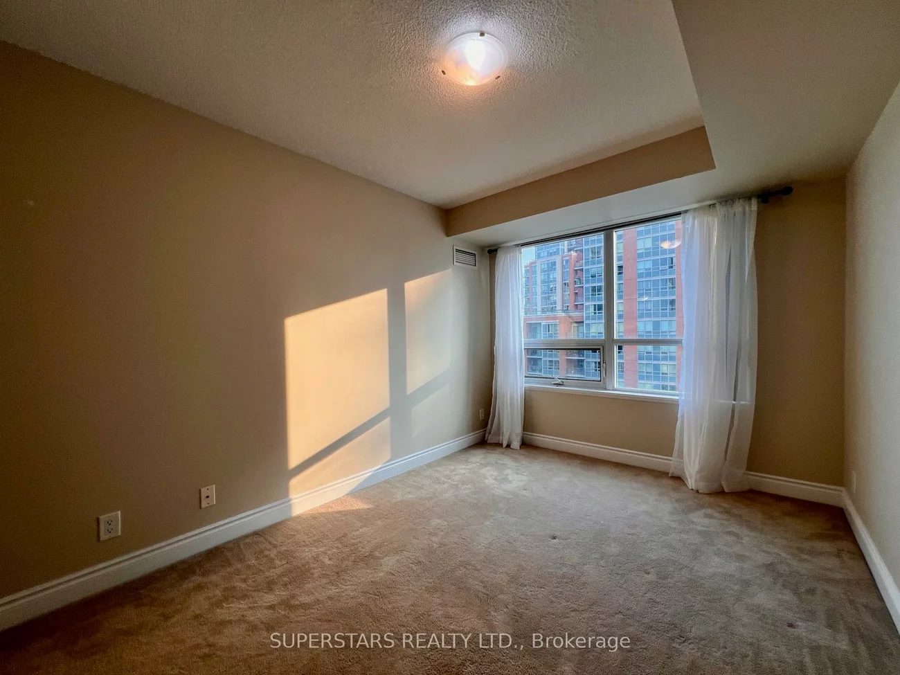 55, South Town Centre, Unionville, Markham