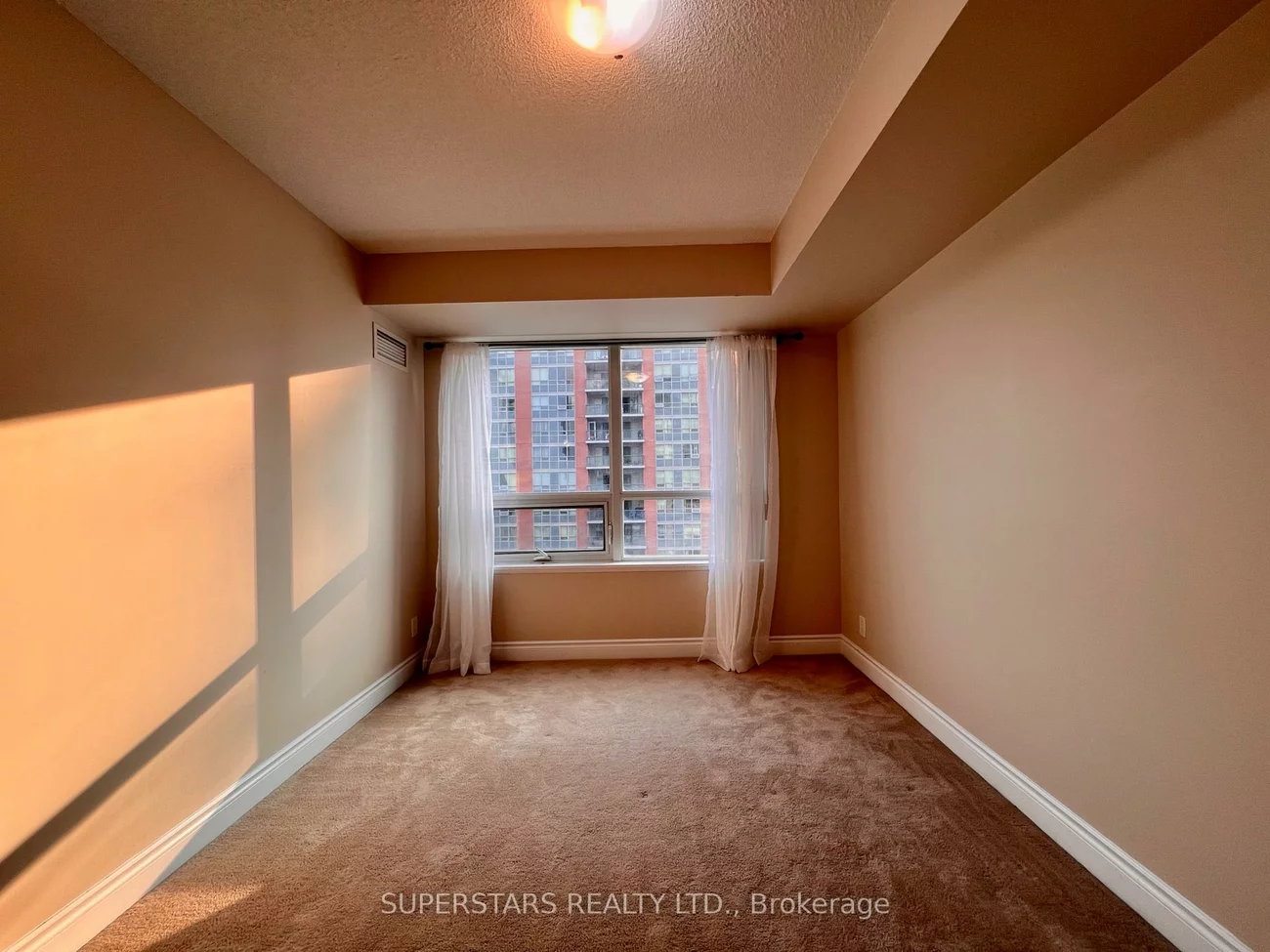 55, South Town Centre, Unionville, Markham