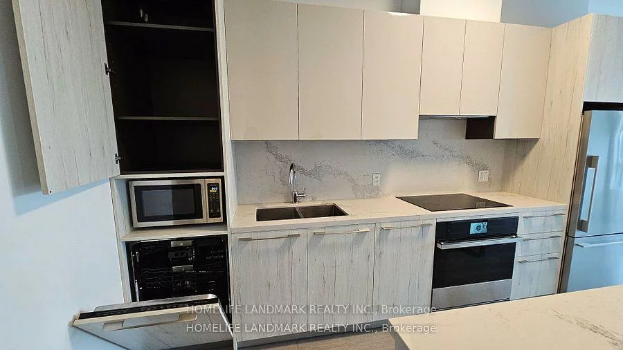 38, Water Walk, Unionville, Markham