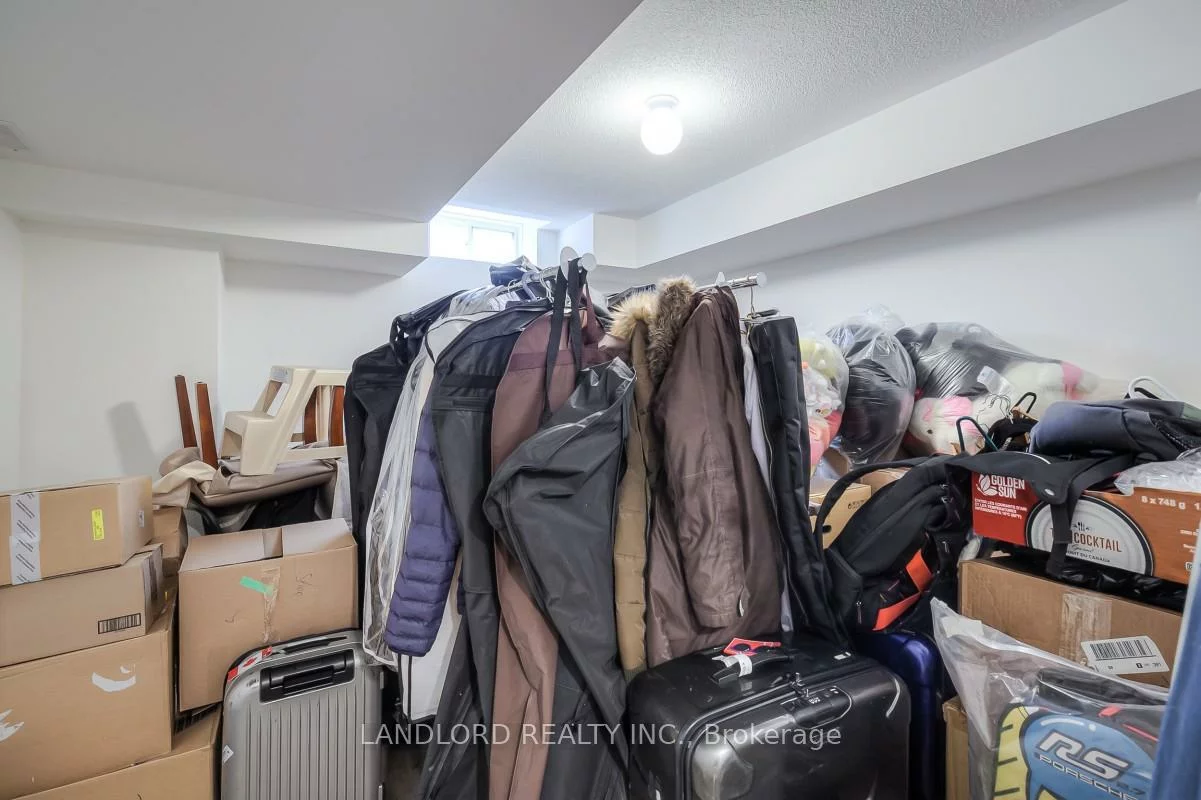 44, Armillo, Wismer, Markham