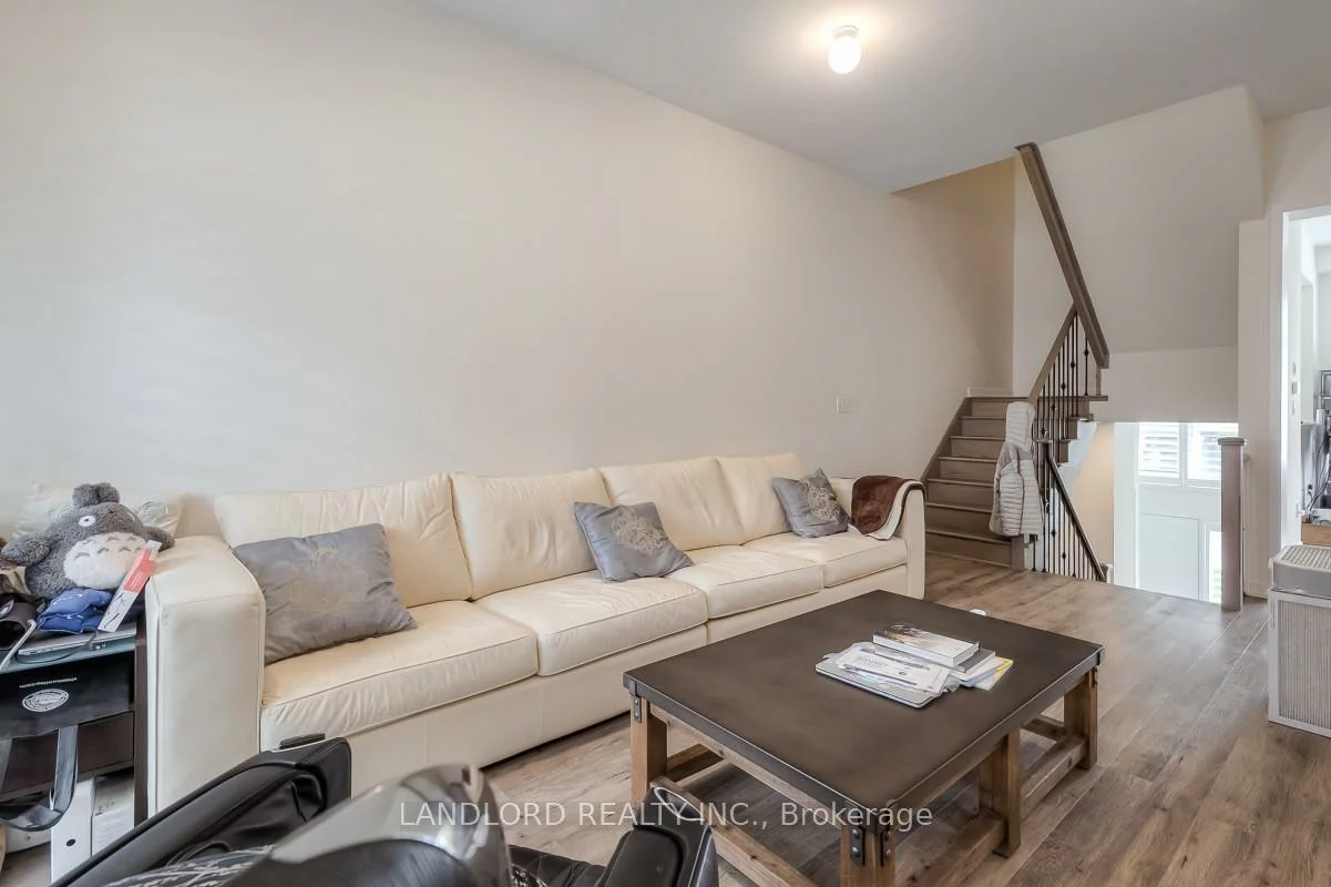 44, Armillo, Wismer, Markham