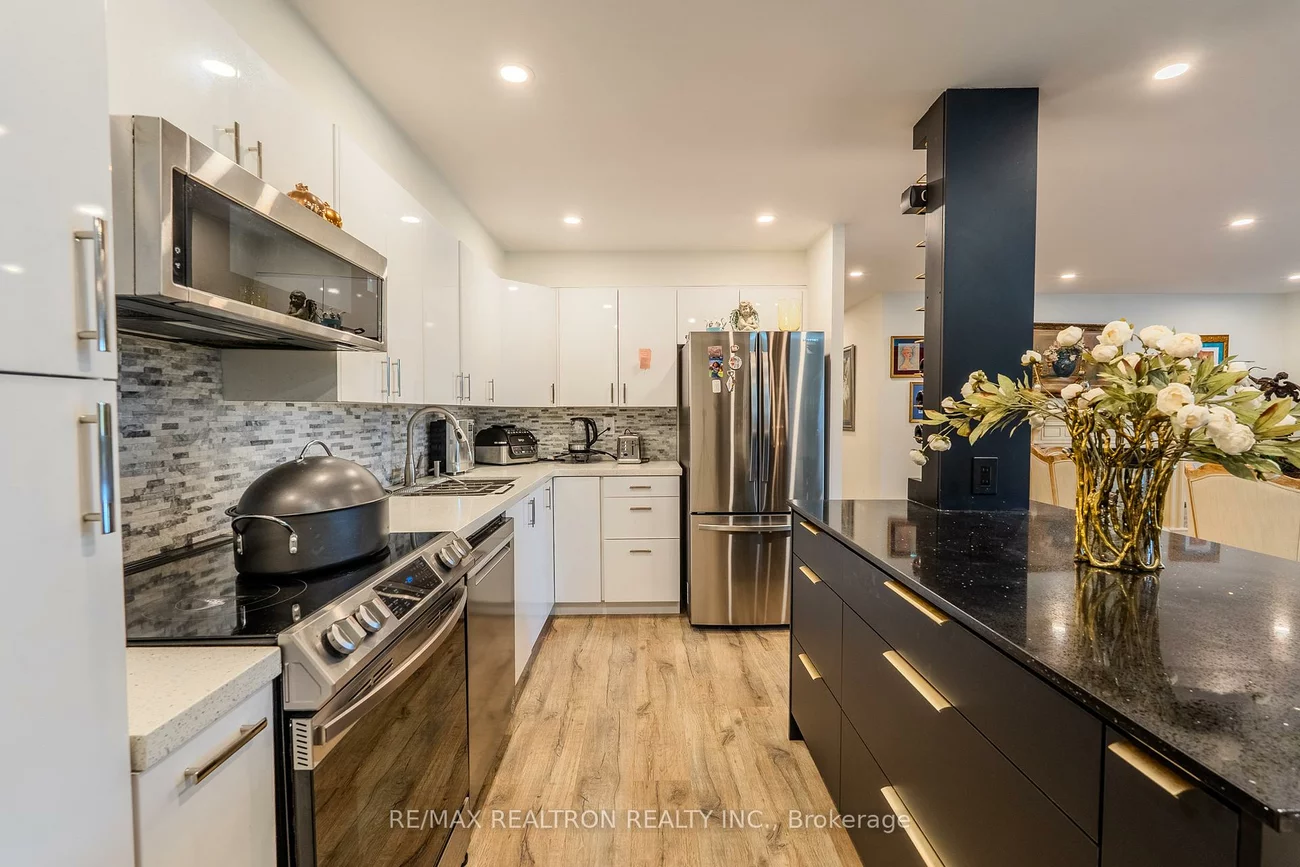 60, Inverlochy, Royal Orchard, Markham