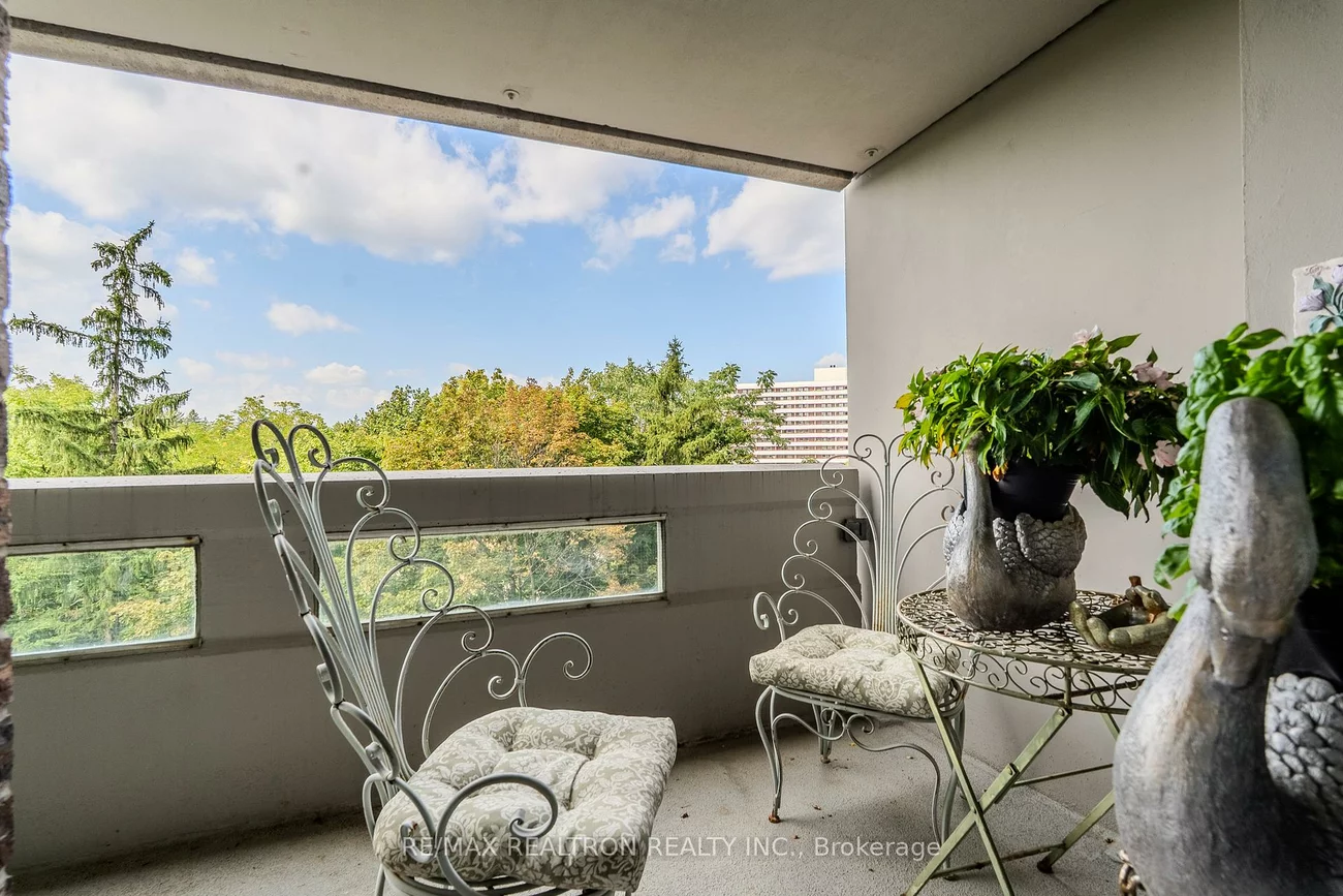 60, Inverlochy, Royal Orchard, Markham