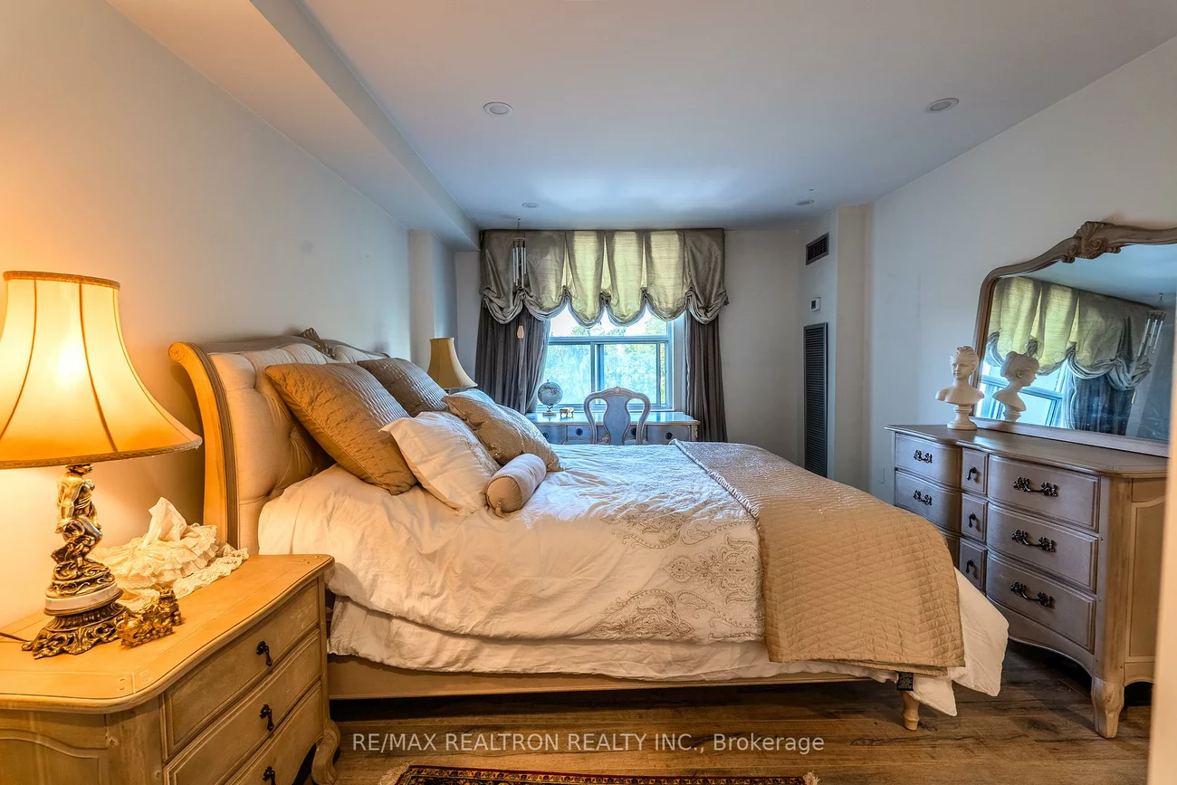 60, Inverlochy, Royal Orchard, Markham