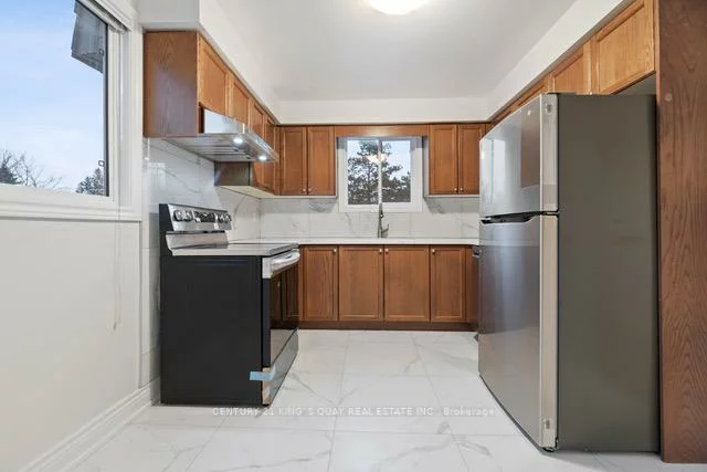 37, New Port, Thornhill, Markham