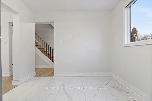 37, New Port, Thornhill, Markham