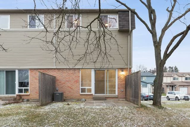 37, New Port, Thornhill, Markham