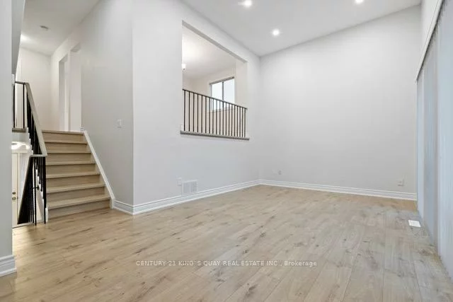 37, New Port, Thornhill, Markham