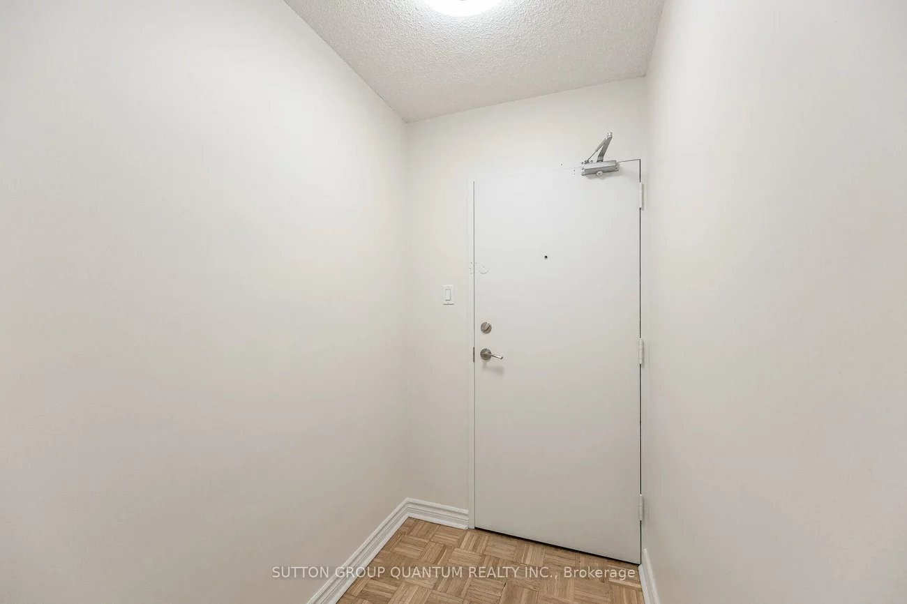 16B, Elgin, Thornhill, Markham