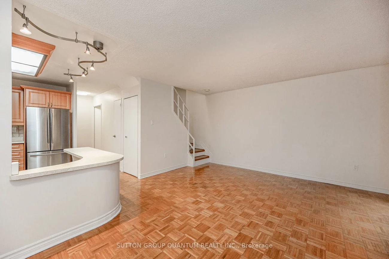 16B, Elgin, Thornhill, Markham