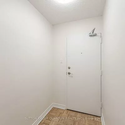 16B, Elgin, Thornhill, Markham