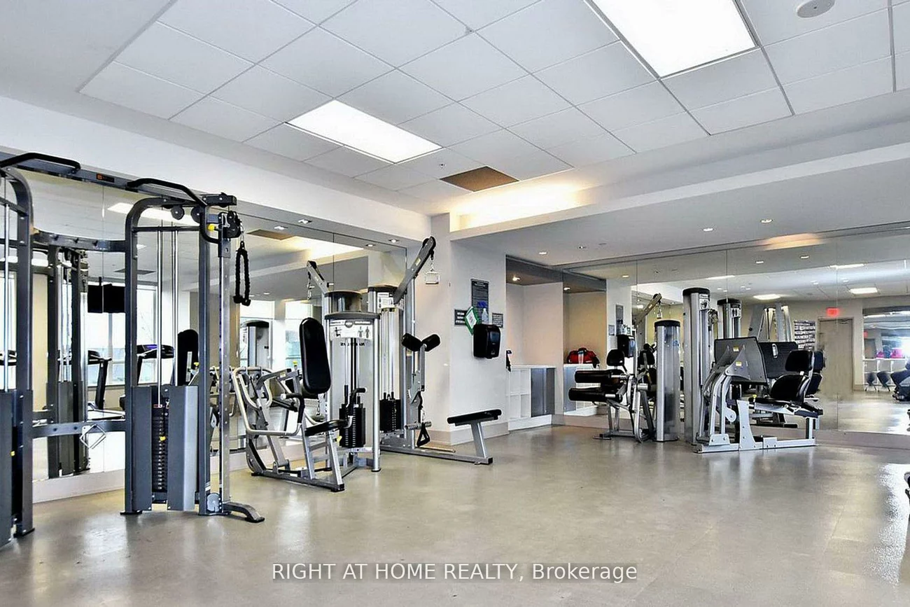 7161, Yonge, Grandview, Markham