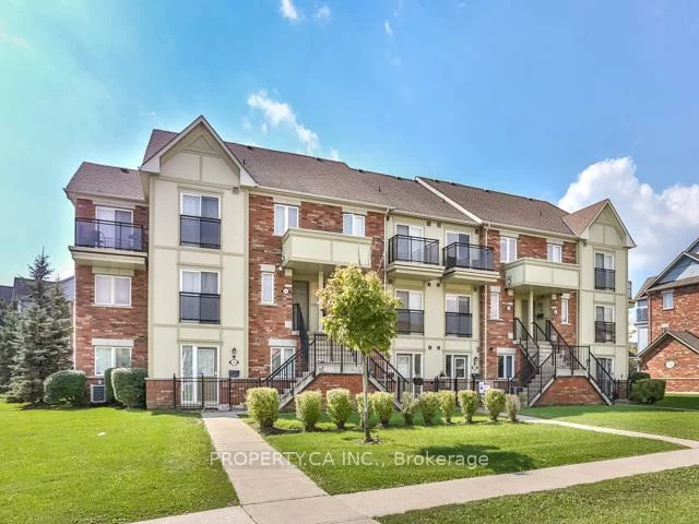 2285, Bur Oak, Greensborough, Markham