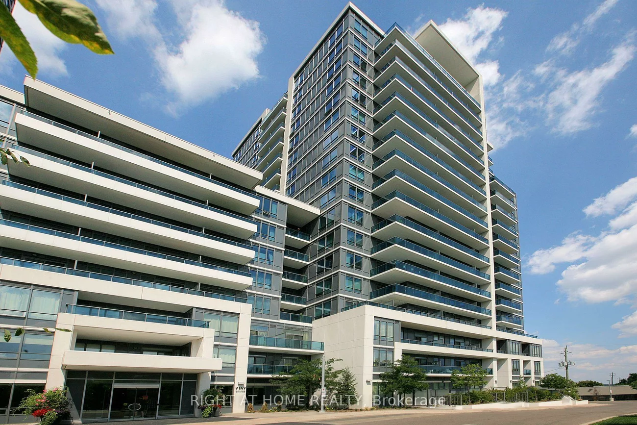 7167, Yonge, Thornhill, Markham