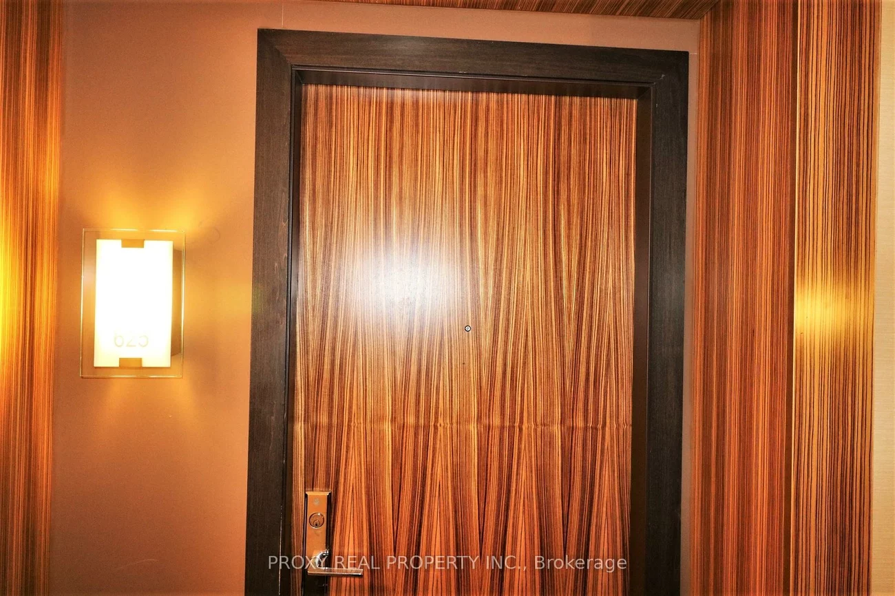 60, South Town Centre, Unionville, Markham