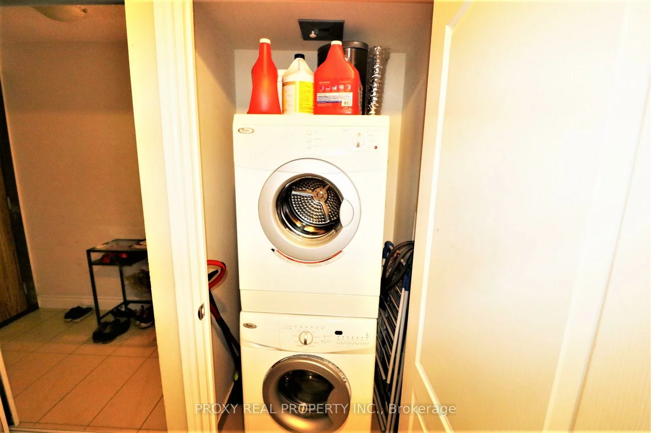 60, South Town Centre, Unionville, Markham