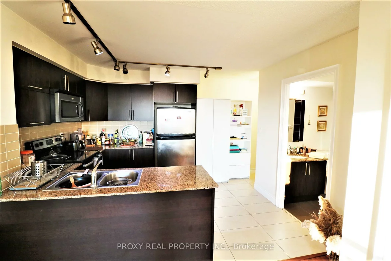 60, South Town Centre, Unionville, Markham