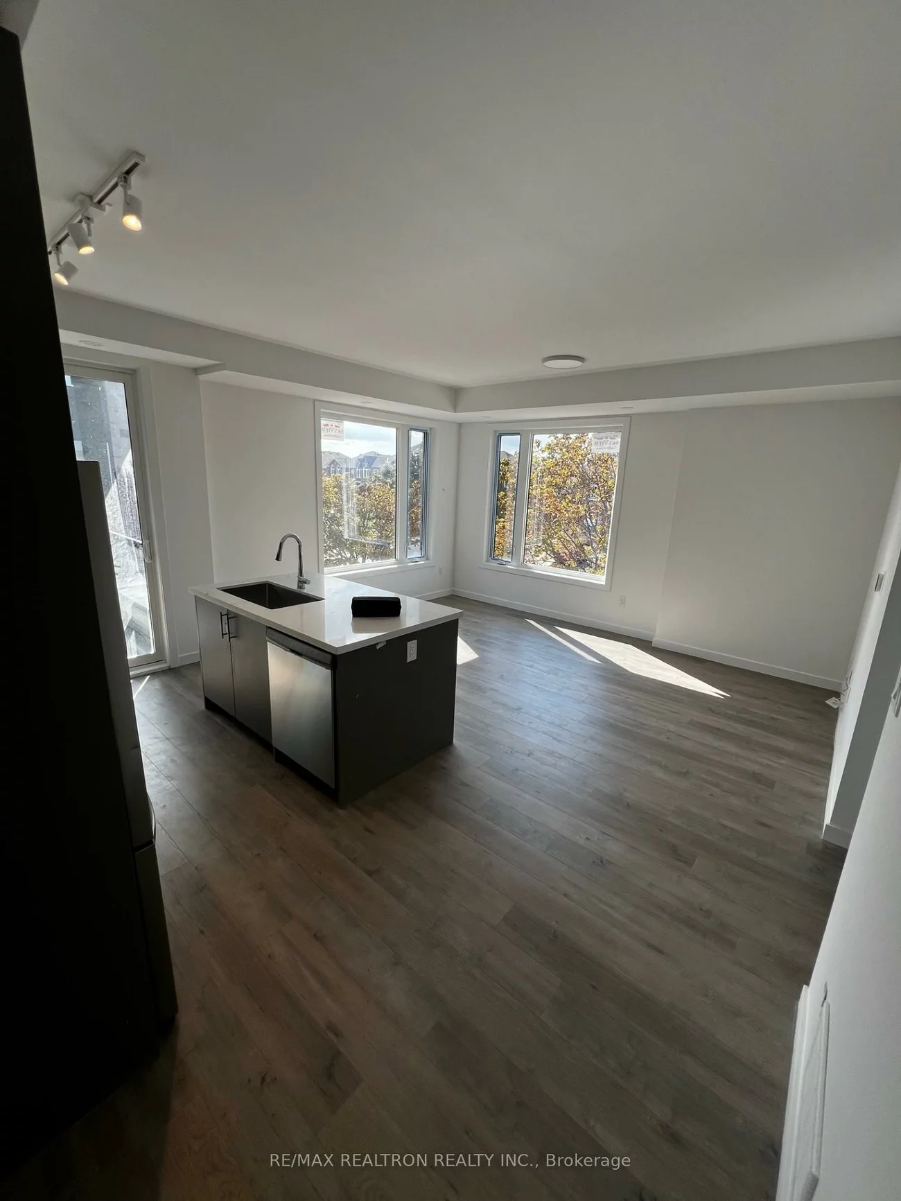 117, Marydale, Middlefield, Markham