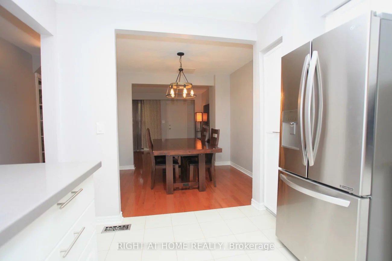 38, THE CARRIAGE, Royal Orchard, Markham