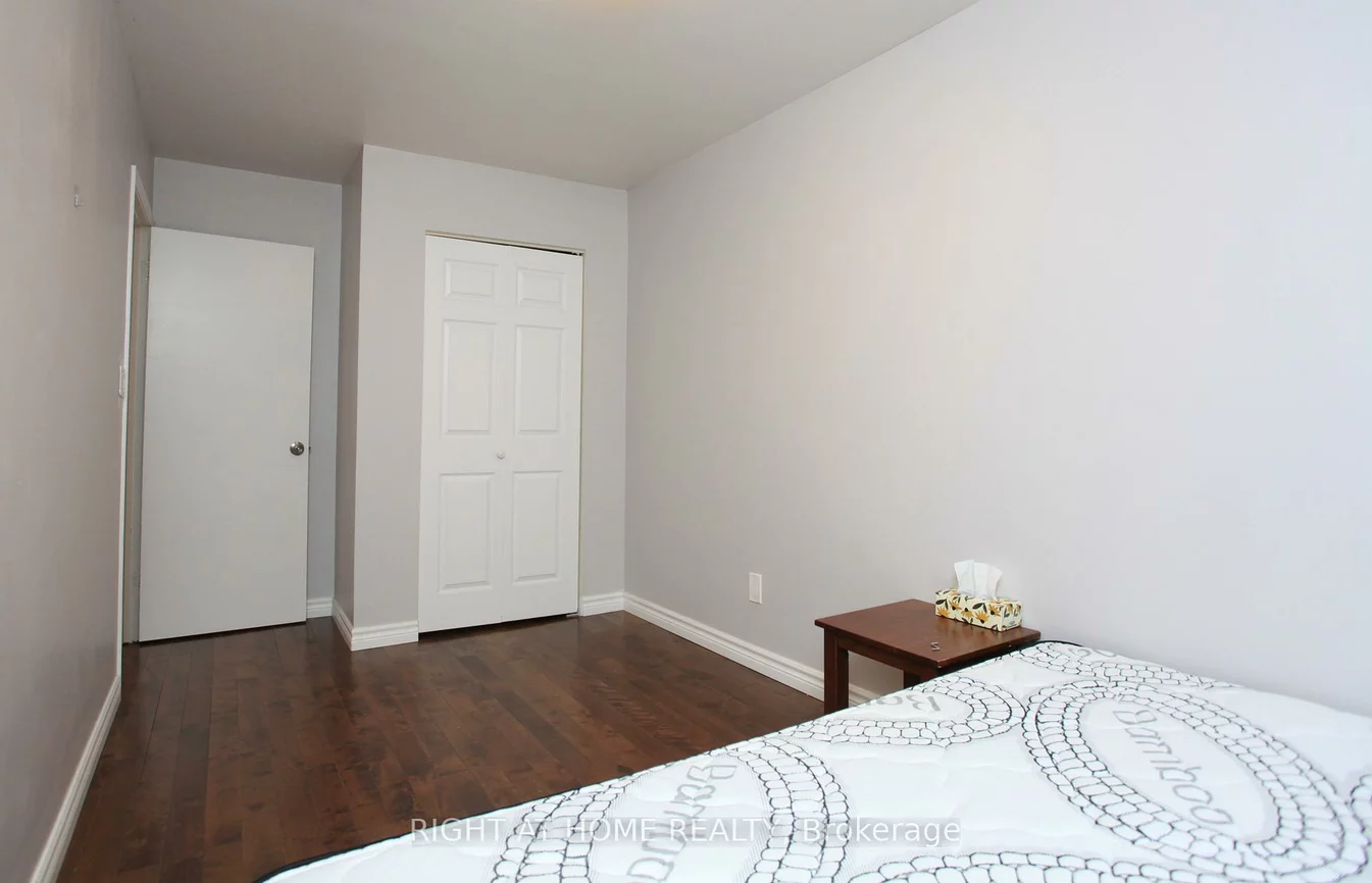 38, THE CARRIAGE, Royal Orchard, Markham