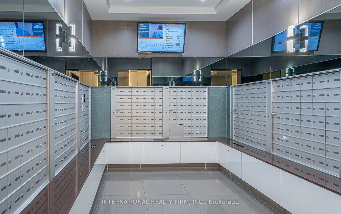 7165, Yonge, Thornhill, Markham