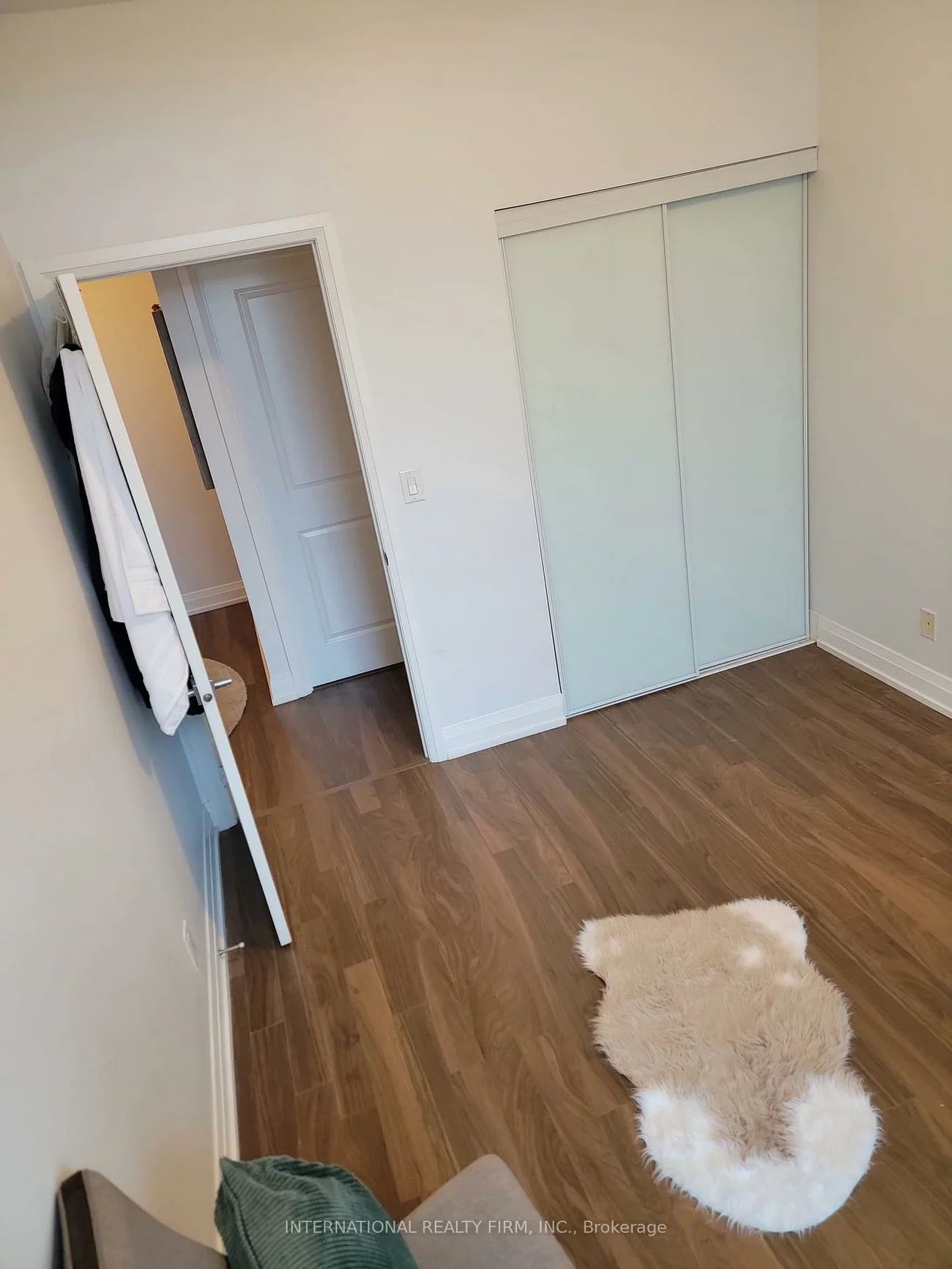 7165, Yonge, Thornhill, Markham