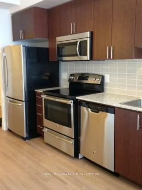 7161, Yonge, Grandview, Markham