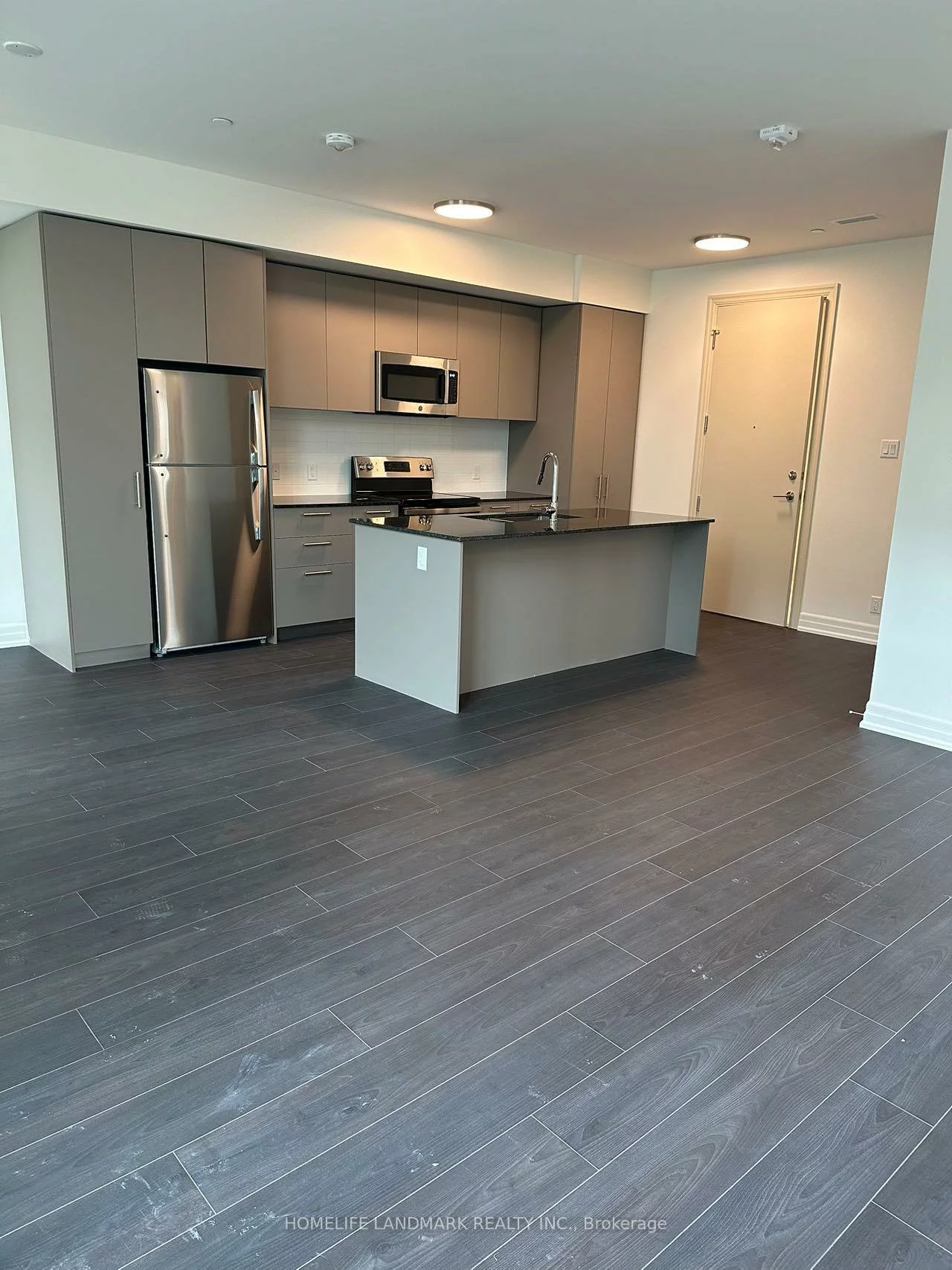 101, Cathedral High, Cathedraltown, Markham