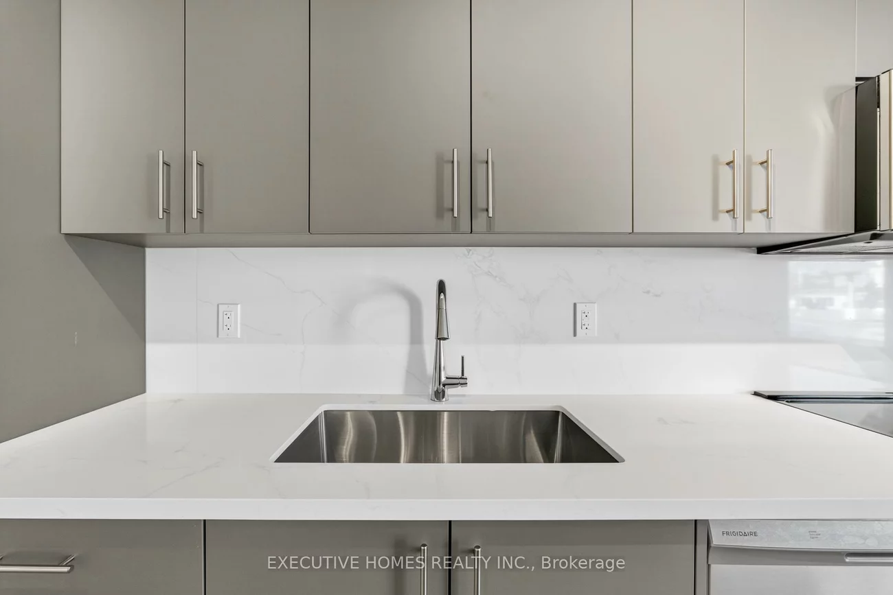 3175, Denison, Middlefield, Markham