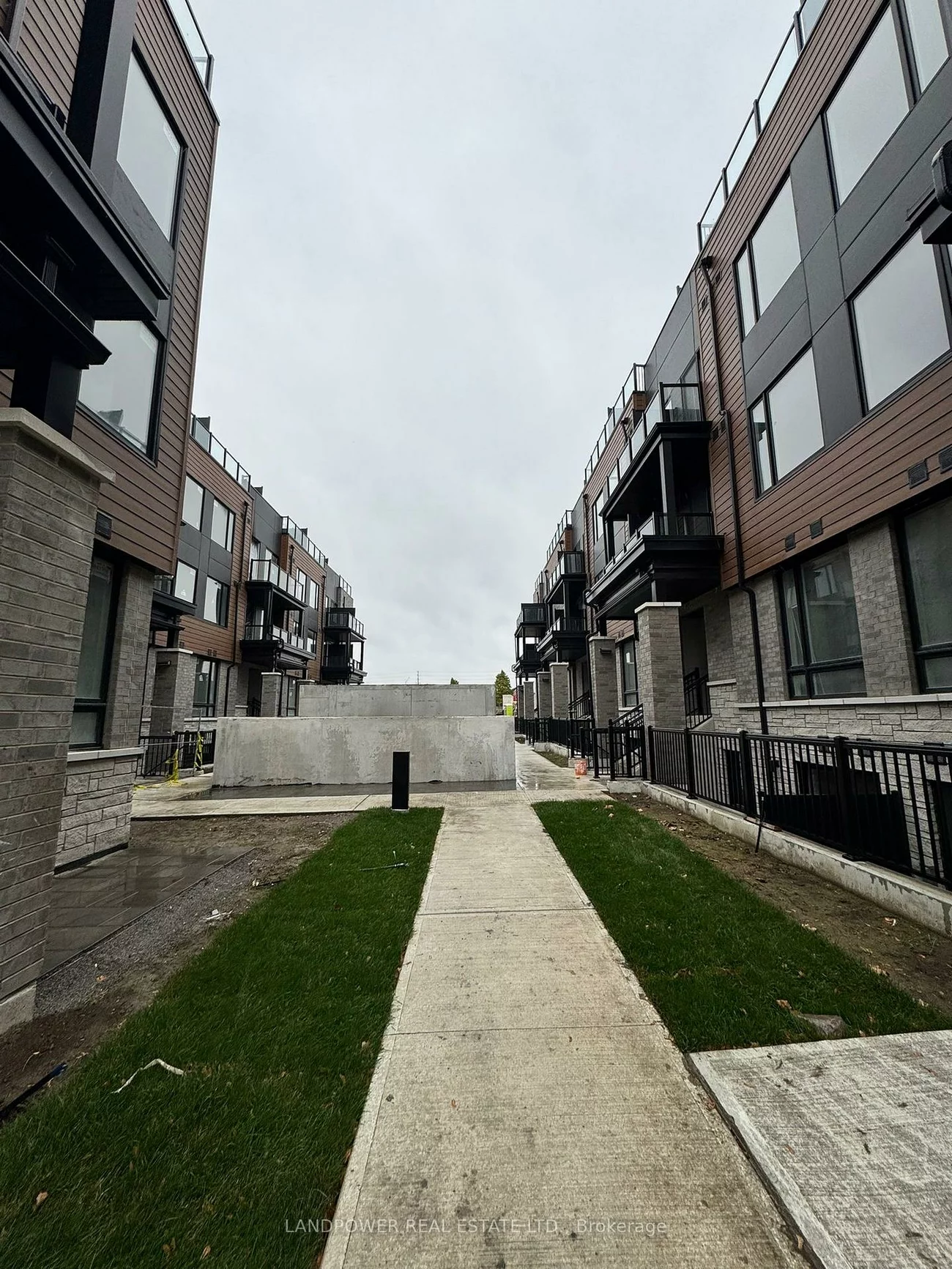 117, Marydale, Middlefield, Markham