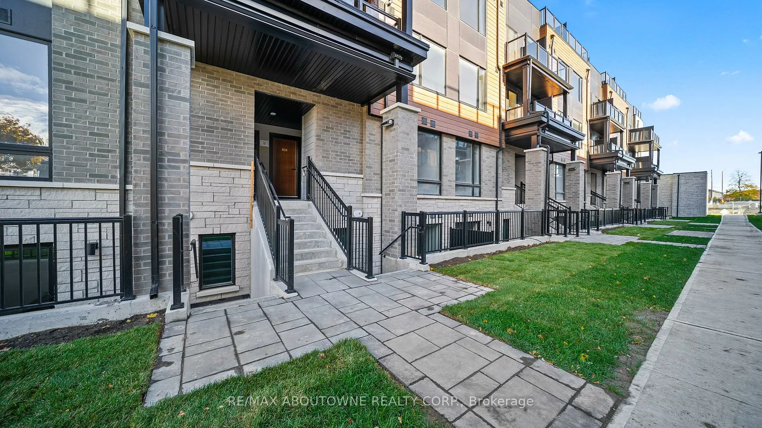 117, Maydale, Middlefield, Markham