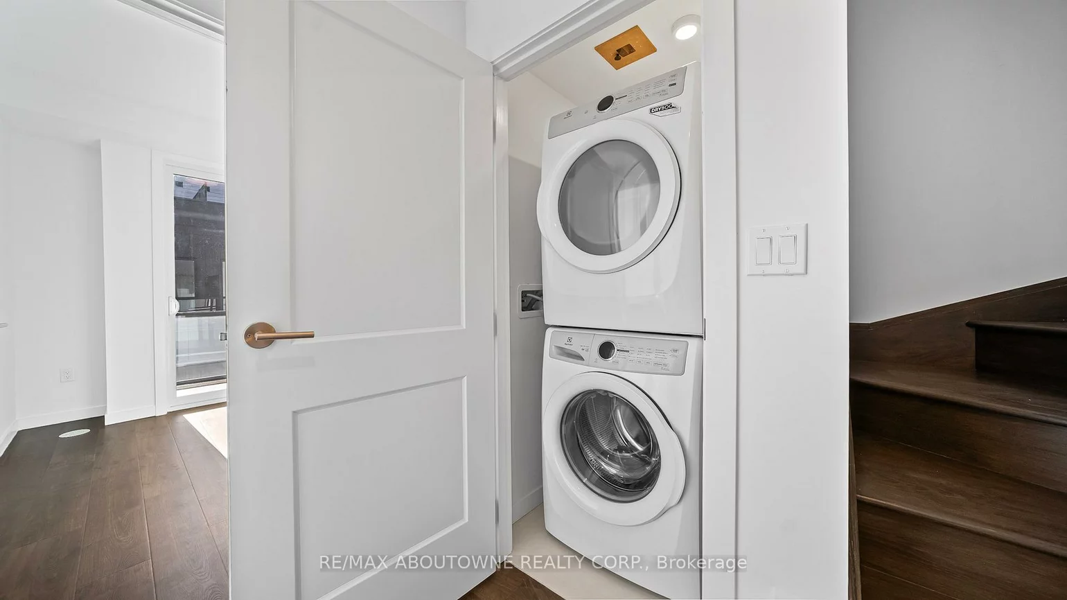 117, Maydale, Middlefield, Markham