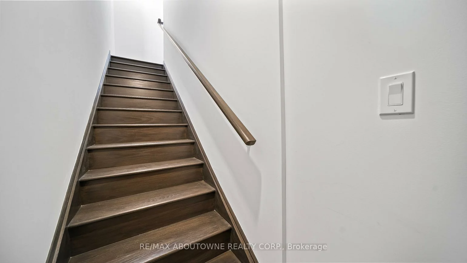 117, Maydale, Middlefield, Markham