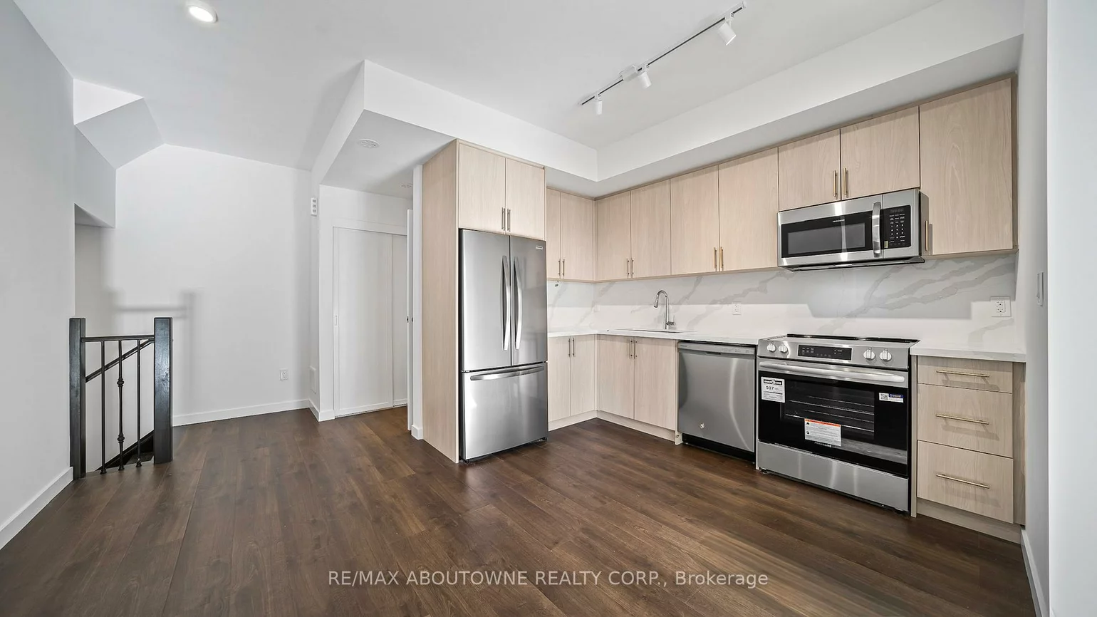 117, Maydale, Middlefield, Markham