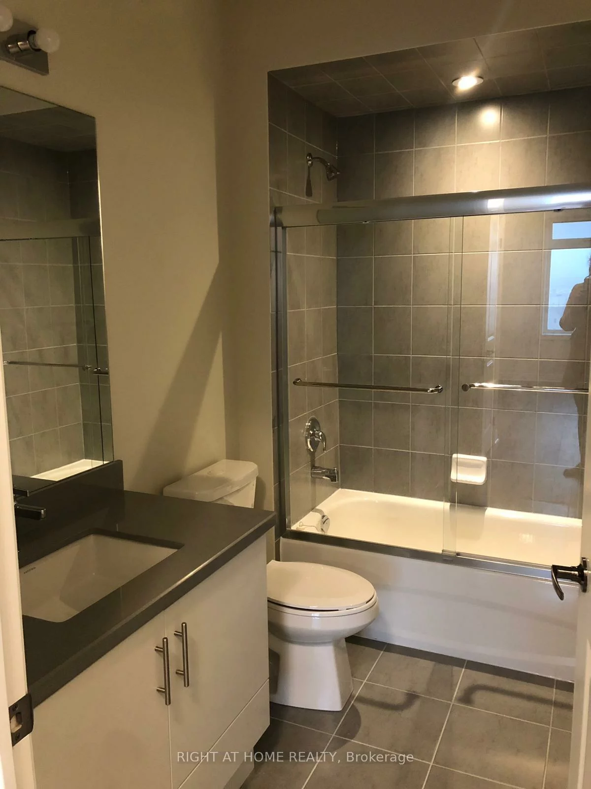 39, New Delhi, Cedarwood, Markham