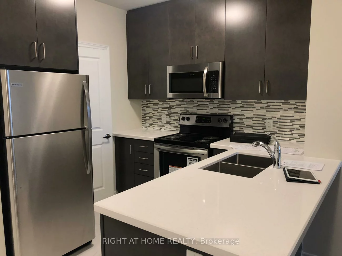 39, New Delhi, Cedarwood, Markham