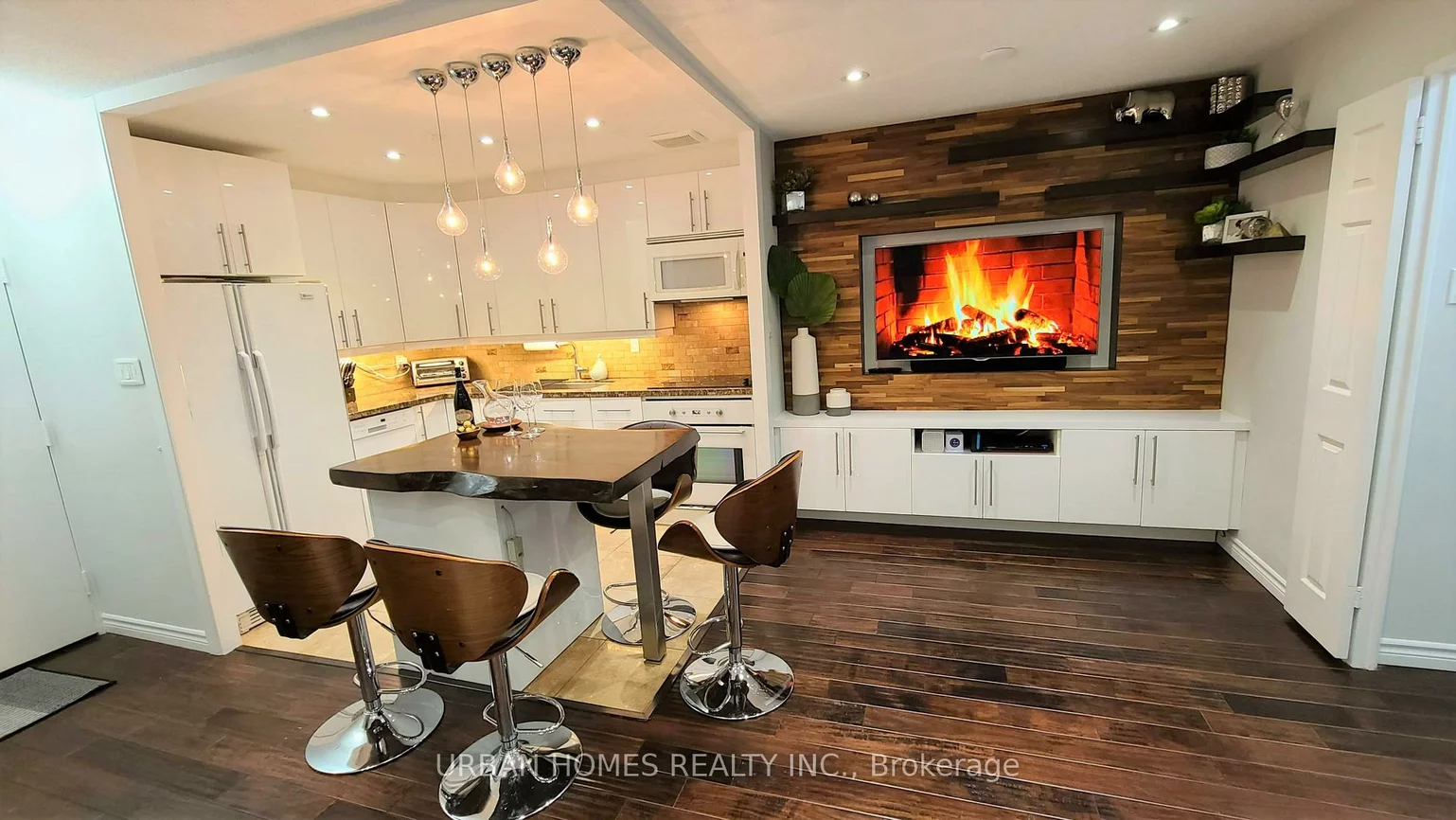 16A, Elgin, Thornhill, Markham