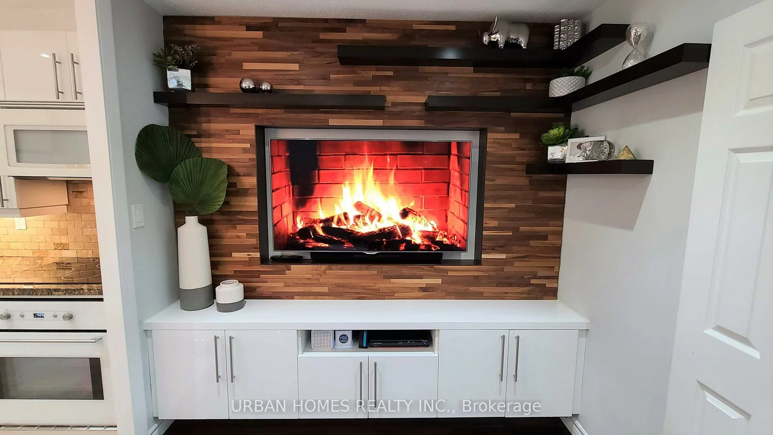 16A, Elgin, Thornhill, Markham