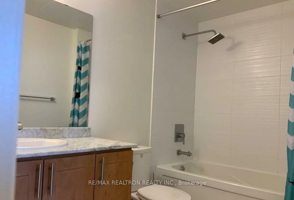 7161, Yonge, Grandview, Markham