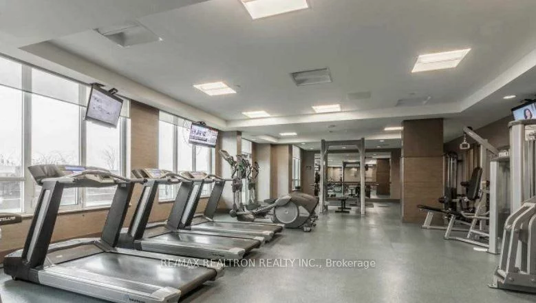 7161, Yonge, Grandview, Markham