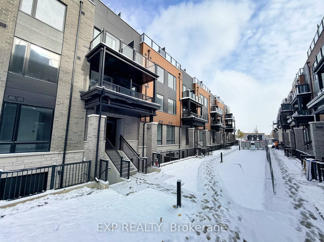 113, Marydale, Middlefield, Markham