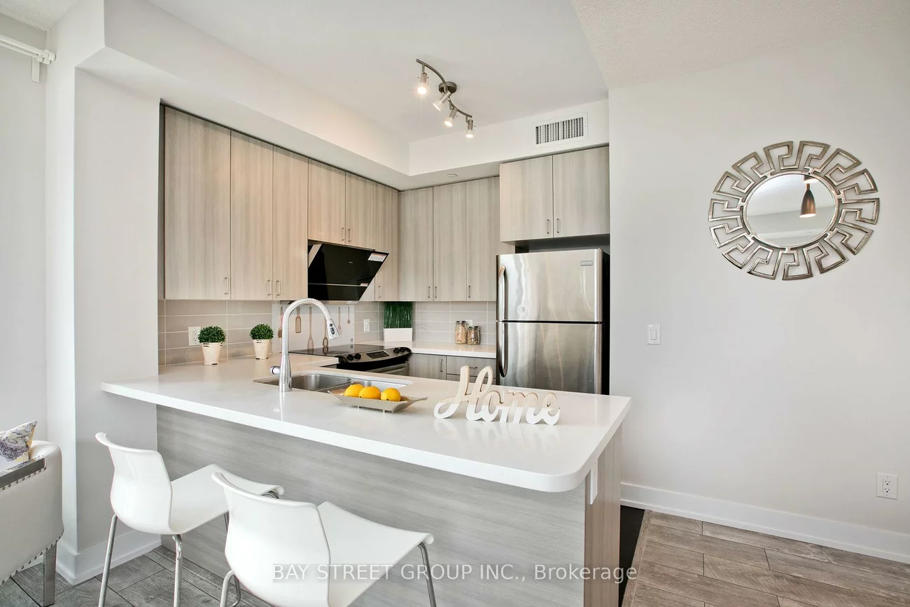 540, Bur Oak, Berczy, Markham