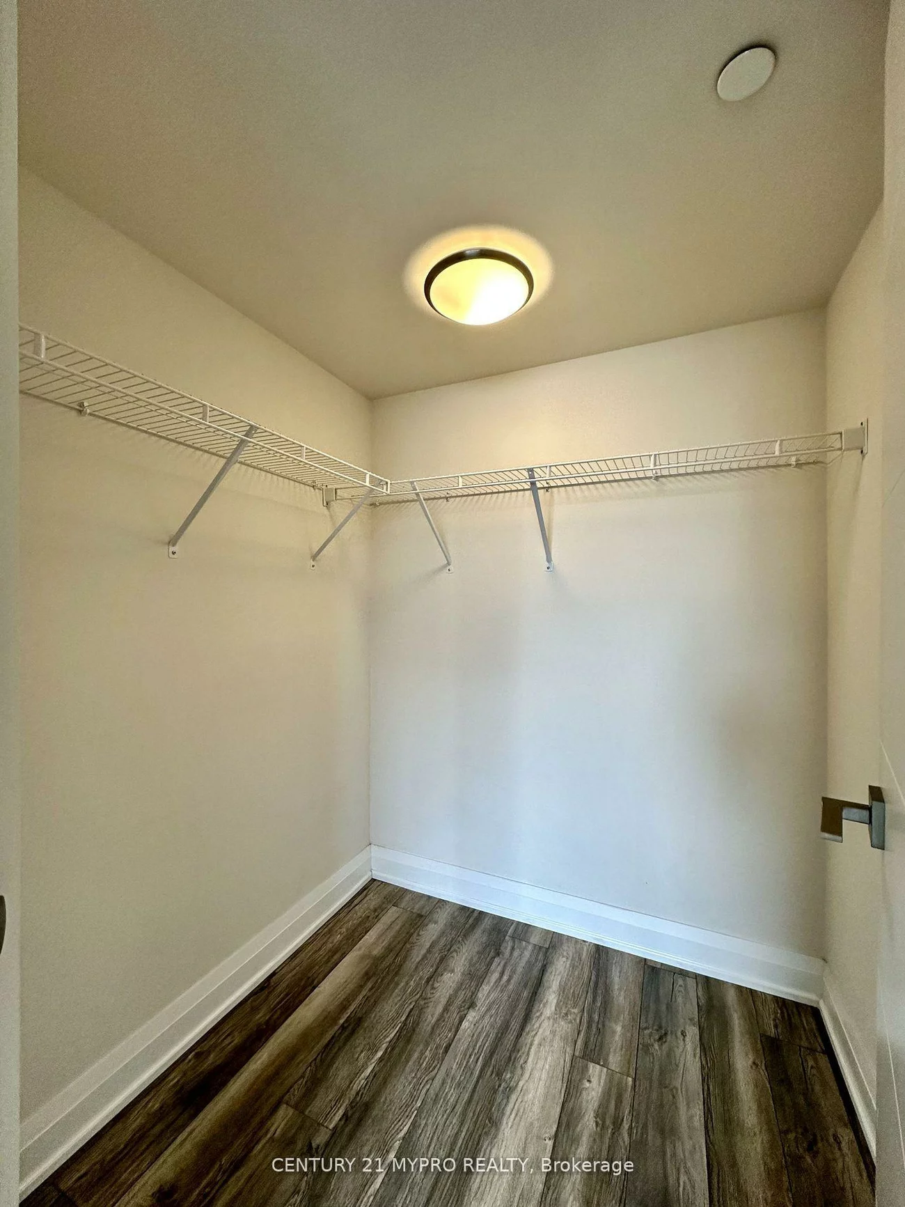 18, Uptown, Unionville, Markham