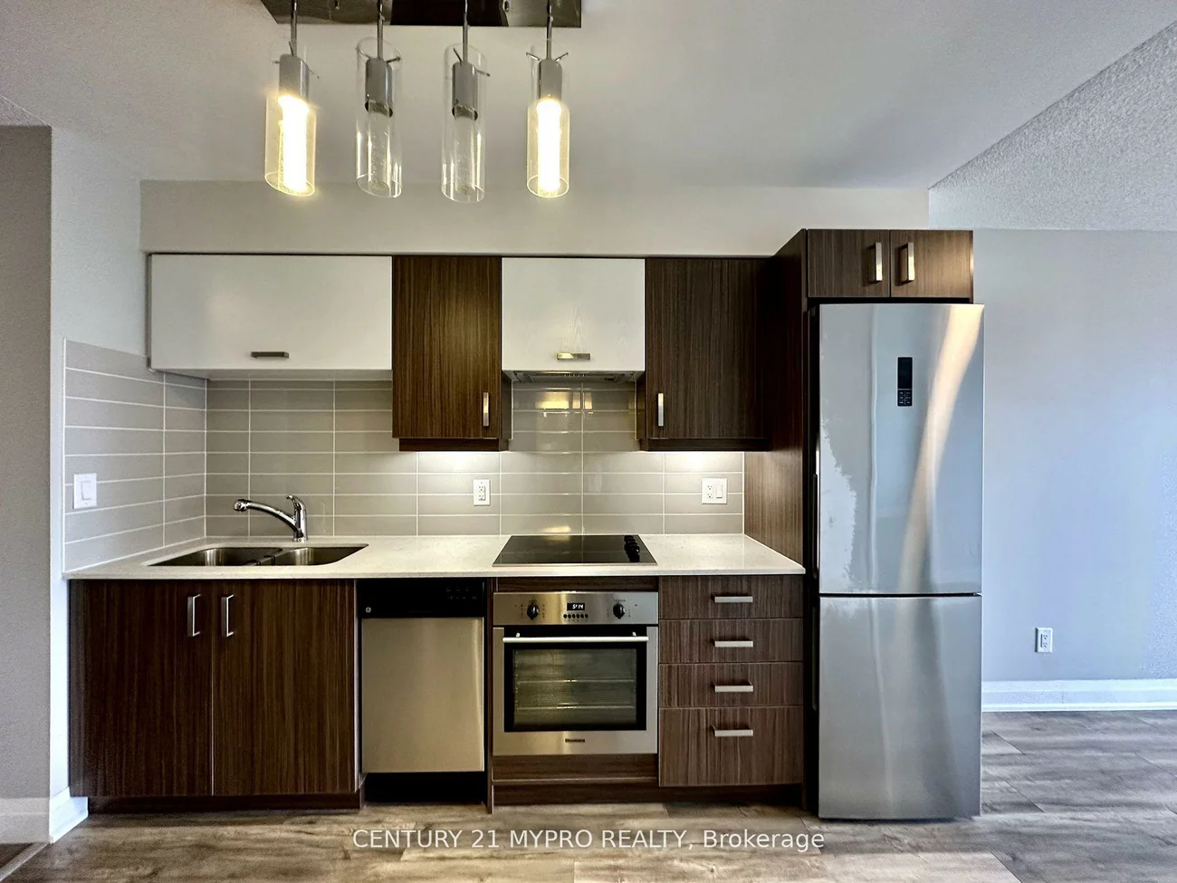 18, Uptown, Unionville, Markham