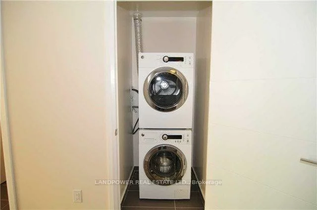 18, Uptown, Unionville, Markham