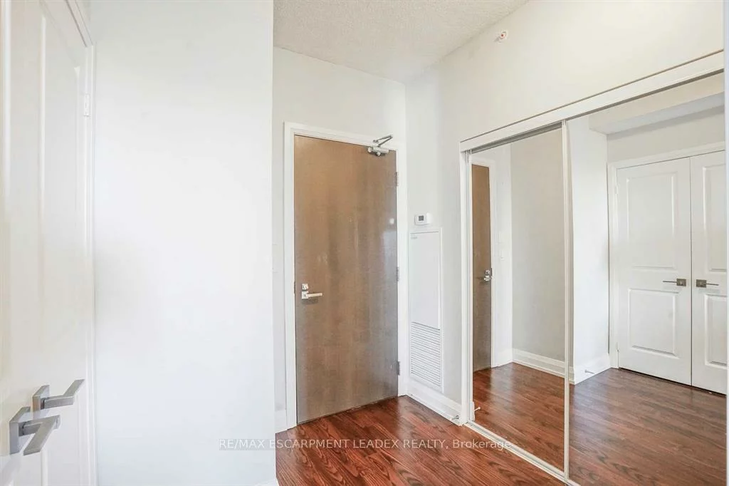 7161, YONGE, Grandview, Markham