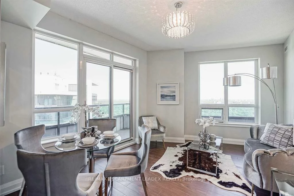 7161, YONGE, Grandview, Markham