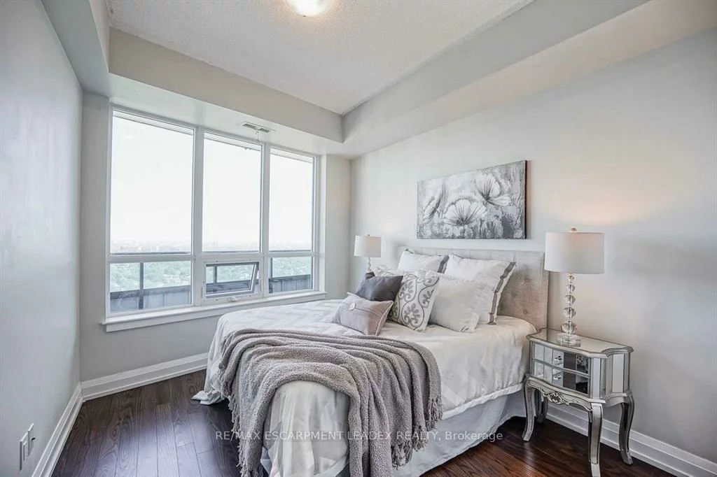 7161, YONGE, Grandview, Markham