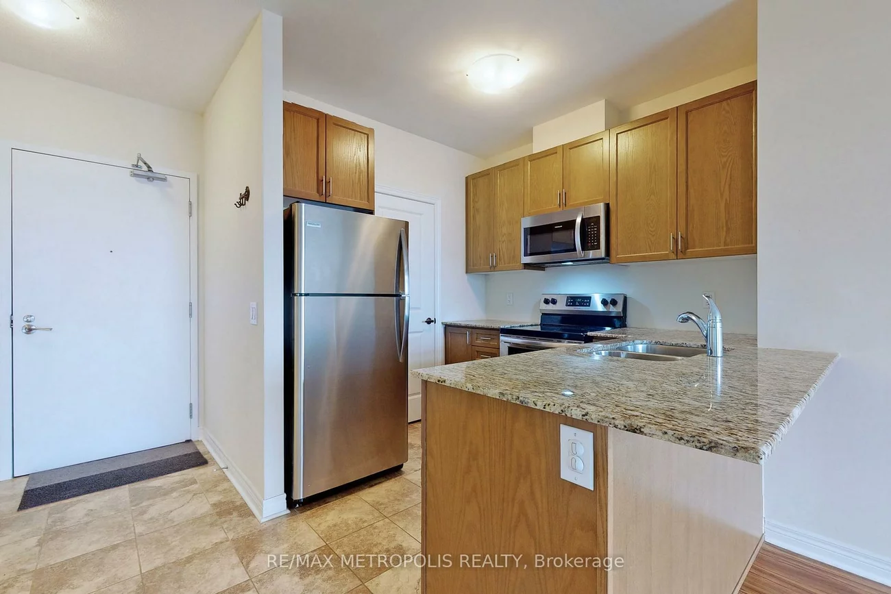 7325, Markham, Cedarwood, Markham