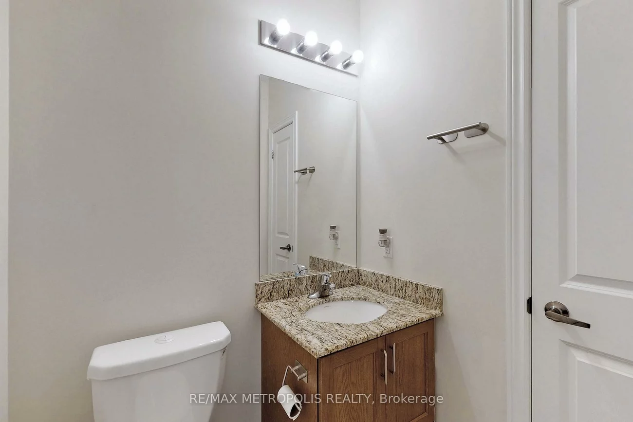 7325, Markham, Cedarwood, Markham